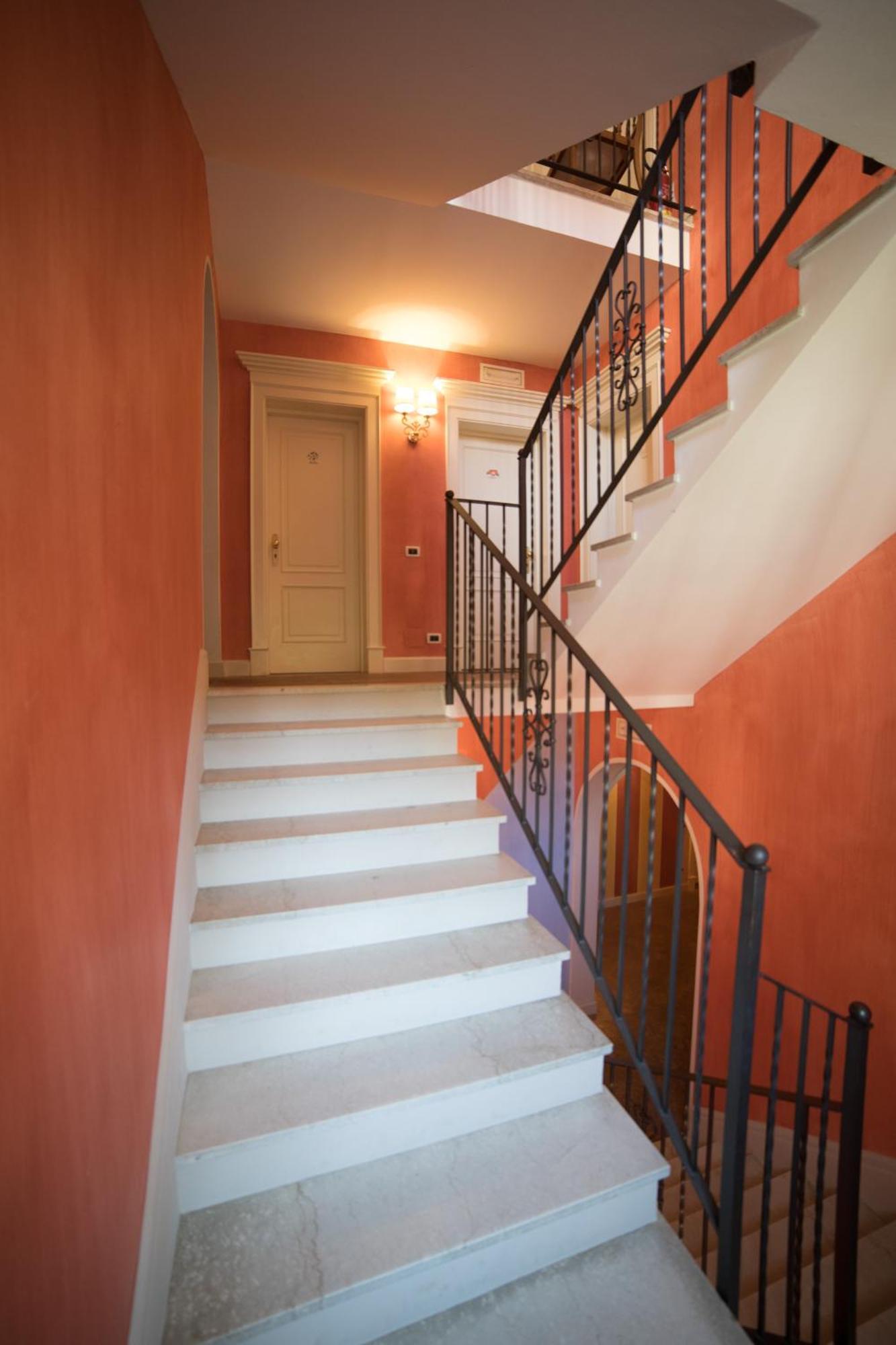 Aparthotel Residenza Dei Fiori à Cannero Riviera Extérieur photo